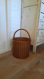 Oude rieten mand (nuzzelspul), Ophalen of Verzenden, Zo goed als nieuw, Rond, Riet