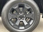 Dodge RAM 1500 MY2025 BPM VRIJ Bighorn Night 4x4 Crew Cab, Auto's, Automaat, Gebruikt, Zwart, Leder