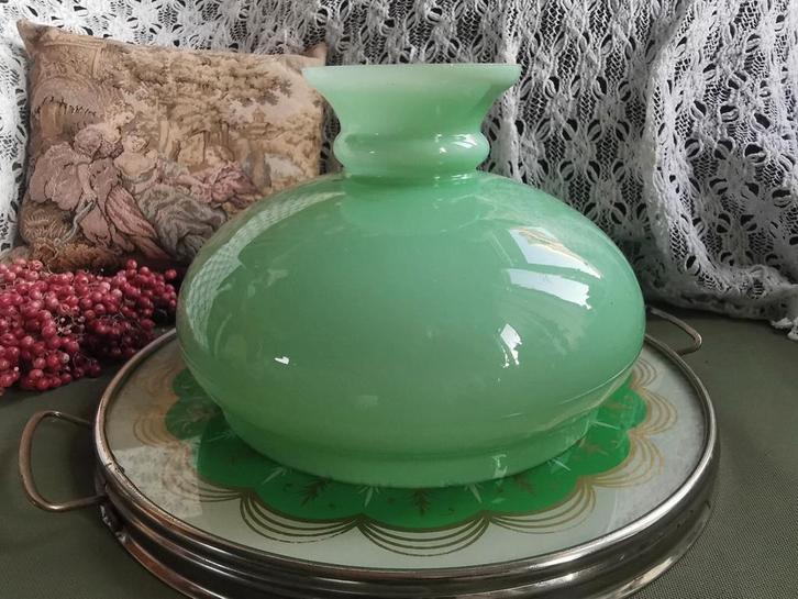 Opaline glazen lampkap paar onopvallende chipjes Miekje, Antiek en Kunst, Antiek | Glas en Kristal, Ophalen of Verzenden