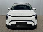 Kia EV3 Plus Advanced 58.3 kWh | Panoramaschuifdak | 19" vel, Auto's, Kia, EV3, 1700 kg, Wit, Nieuw