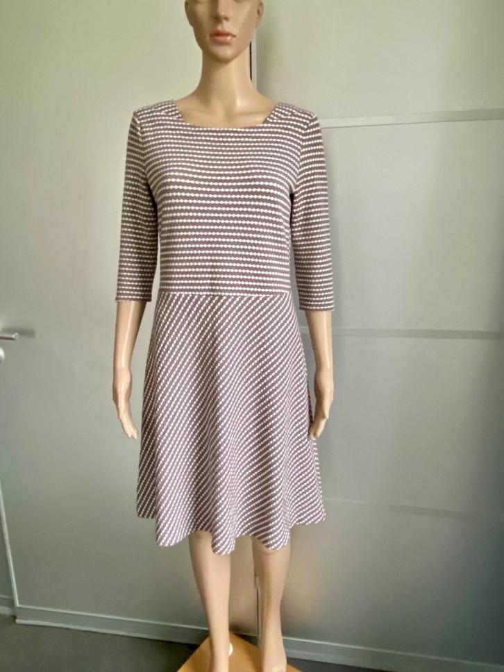H849 Comma maat 36/38=S/M aparte jurk jurkje bruin/wit, Kleding | Dames, Jurken, Zo goed als nieuw, Maat 36 (S), Bruin, Knielengte