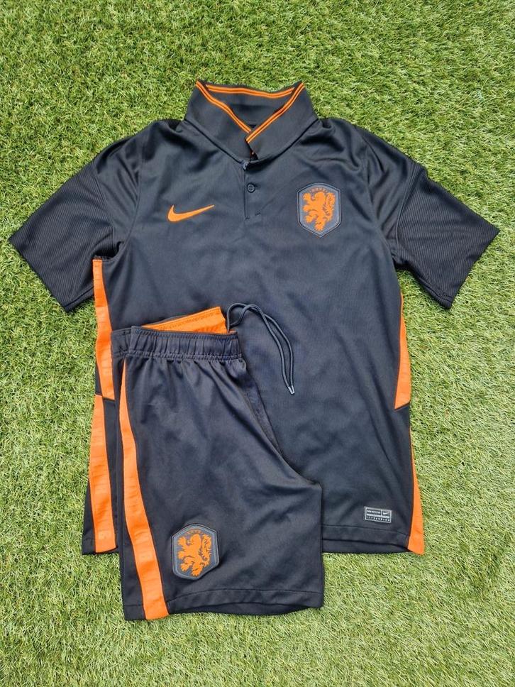Nederlands elftal tenue 2020 KNVB Oranje voetbal shirt M, Kleding | Heren, Sportkleding, Gedragen, Voetbal, Maat 48/50 (M), Zwart