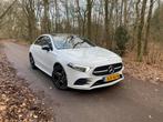 Mercedes-Benz A-Klasse A 250e|Panoramadak|Multibeam|Sfeer, Auto's, 160 pk, Wit, Plug-in hybride, 1600 kg