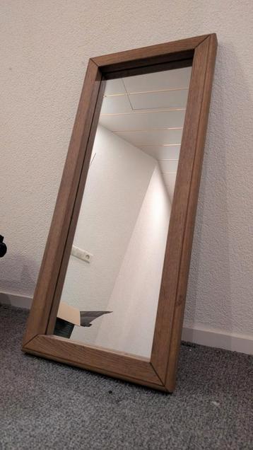Moderne houten spiegel - Tijdloos en stijlvol 90 x 40 cm beschikbaar voor biedingen