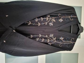 Abaya beschikbaar voor biedingen
