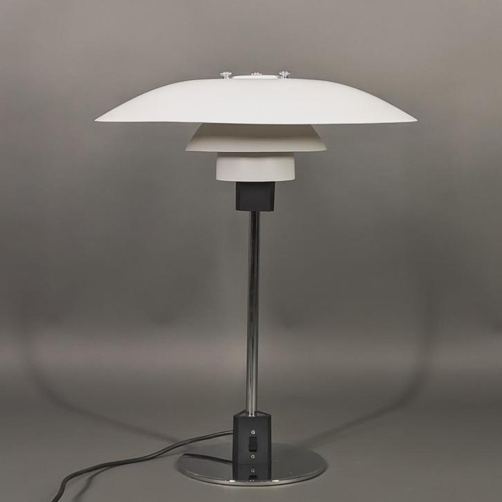 Louis Poulsen PH 4/3 Tafellamp Design klassieker voor thuis, Huis en Inrichting, Lampen | Tafellampen, Zo goed als nieuw, 75 cm of meer