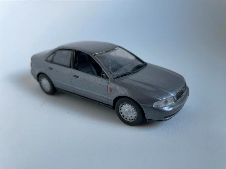 model Audi A4 (B5) sedan Minichamps Paul's model art 1/43, Hobby en Vrije tijd, Modelauto's | 1:43, Gebruikt, Auto, MiniChamps
