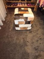 Mooie koeienhuid poef, Huis en Inrichting, Ophalen, Overige materialen, Minder dan 50 cm, Gebruikt