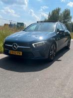 Mercedes-Benz A-Klasse A180 - Sfeer - Carplay - Pano, Auto's, 136 pk, 4 cilinders, Blauw, Leder