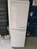 Koel vriescombi Bosch A++, Witgoed en Apparatuur, Koelkasten en IJskasten, Ophalen, Gebruikt, 200 liter of meer, Met aparte vriezer