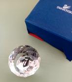 Swarovski bol, Verzamelen, Ophalen of Verzenden, Zo goed als nieuw, Figuurtje