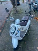Sym mio wit, Gebruikt, Maximaal 45 km/u, Benzine, Ophalen