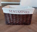 Rieten mand voor tijdschriften, Huis en Inrichting, Woonaccessoires | Schalen en Manden, Gebruikt, Mand, Ophalen of Verzenden
