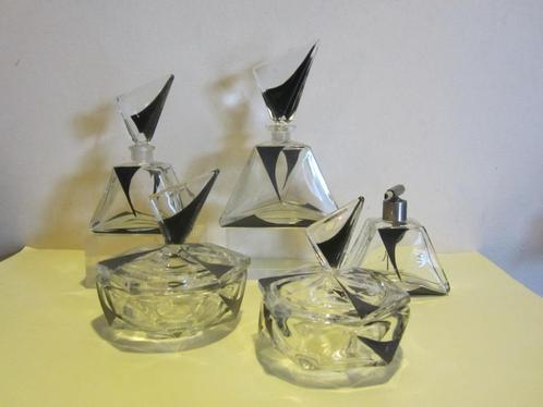 Antieke art deco geometrische toiletset, parfumset ca 1930, Antiek en Kunst, Antiek | Glas en Kristal, Verzenden