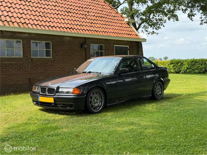 BMW 3-serie E36 Coupé M52B28 / Fully rebuilt / Track-Ready, Auto's, BMW, Bedrijf, Te koop, 3-Serie, ABS, Alarm, Centrale vergrendeling