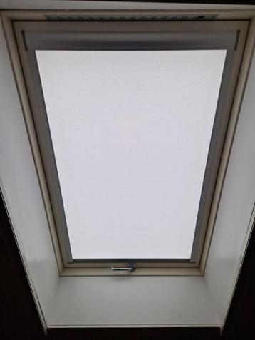 Fakro rolgordijn zgan beschikbaar voor biedingen