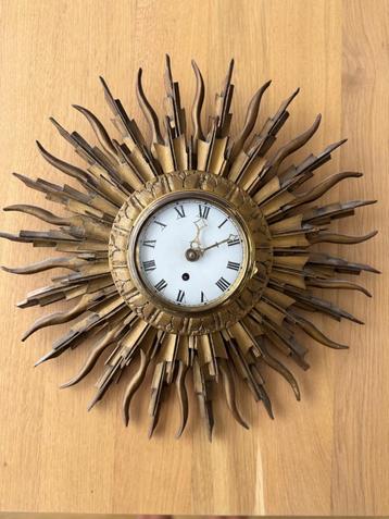 Vintage/antieke  Zonne klok beschikbaar voor biedingen