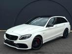 Mercedes-Benz C-Klasse C 63 AMG Facelift Pano Kuipstoelen ✅, Auto's, Automaat, Achterwielaandrijving, 1800 kg, 1715 kg