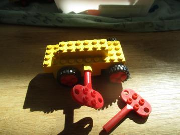 LEGO OPDRAAIMOTOR beschikbaar voor biedingen