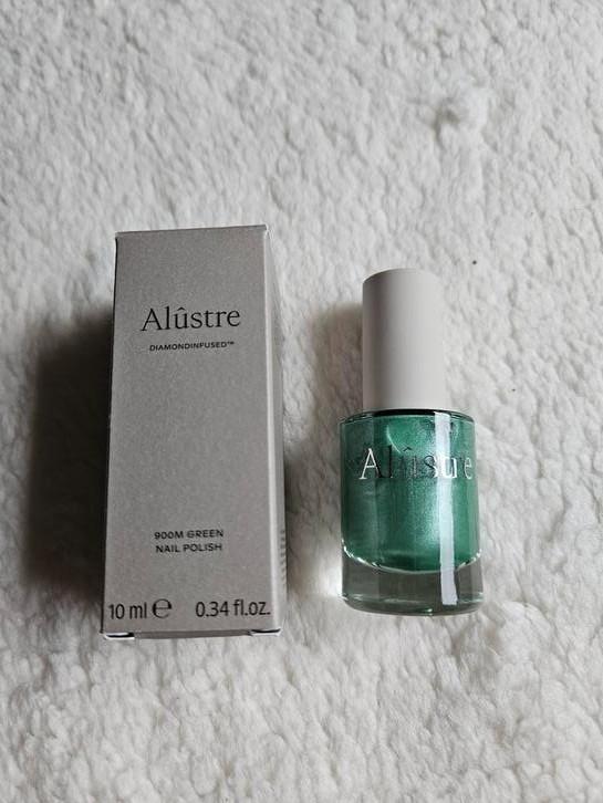 Alustre nagellak 900 m green, Sieraden, Tassen en Uiterlijk, Uiterlijk | Cosmetica en Make-up, Nieuw, Make-up, Handen en Nagels
