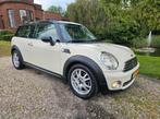 Mini Clubman 1.6 16V Cooper 2009 Wit, Auto's, Mini, Voorwielaandrijving, 4 cilinders, 4 stoelen, Wit