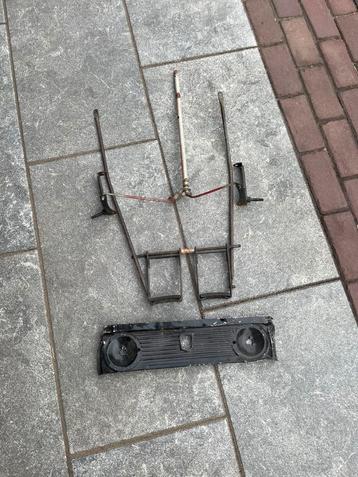 Moskvich trapauto onderdelen beschikbaar voor biedingen