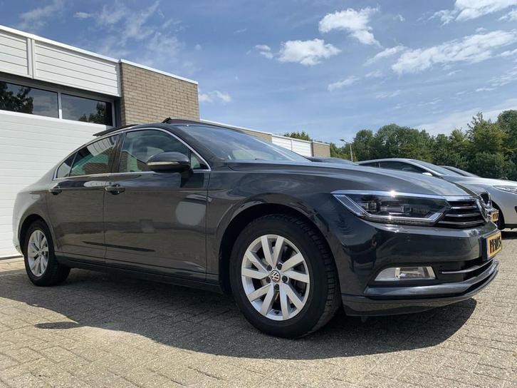 Volkswagen Passat 1.4 TSI Highline Automaat Panodak Carplay, Auto's, Volkswagen, Bedrijf, Te koop, Passat, ABS, Adaptive Cruise Control