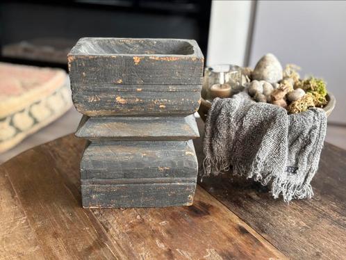 Aura Peeperkorn poer/ kandelaar, Huis en Inrichting, Woonaccessoires | Kandelaars en Kaarsen, Zo goed als nieuw, Hout, Ophalen of Verzenden