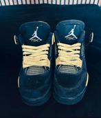 Jordan 4 Retro thunder, Ophalen of Verzenden, Zo goed als nieuw