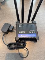 Teltonika RUT950 4G Router, Computers en Software, Ophalen of Verzenden, Gebruikt, Router met modem, Teltonika