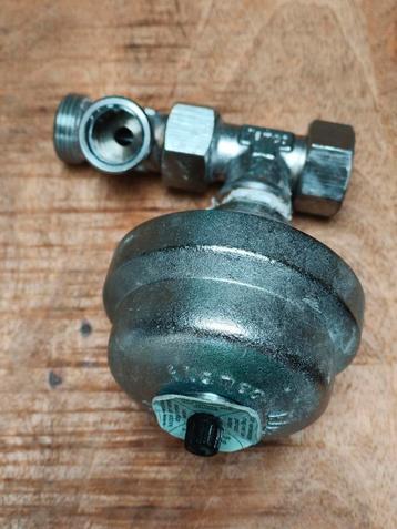 Flamco waterslagdemper inclusief t-stuk,  beschikbaar voor biedingen
