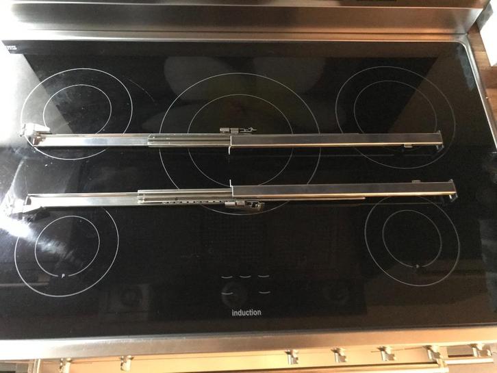Miele geleiderails voor bakplaten inbouwoven, Witgoed en Apparatuur, Ovens, Nieuw, Ophalen