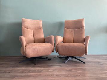 Set elektrische bruine relax fauteuils / relax stoelen beschikbaar voor biedingen