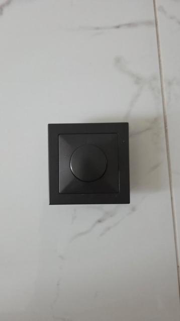 Mat Zwarte Dimmerknop met LED Indicator beschikbaar voor biedingen