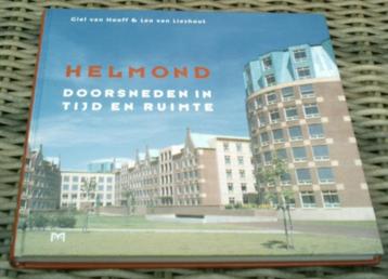 Helmond doorsneden in tijd en ruimte. ISBN 9053453091. beschikbaar voor biedingen