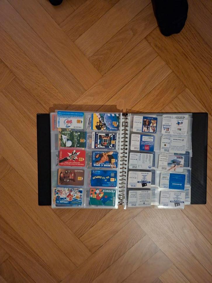 Buitelandse telefoonkaarten - 351 stuks, Verzamelen, Telefoonkaarten, Buitenland, Ophalen of Verzenden