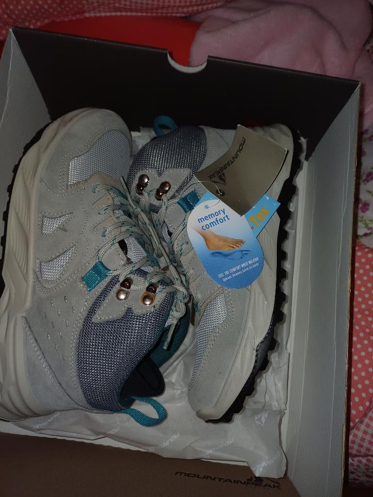 Schoenen maat 39, Ophalen, Wandelschoenen, Zo goed als nieuw, Mountain Peak