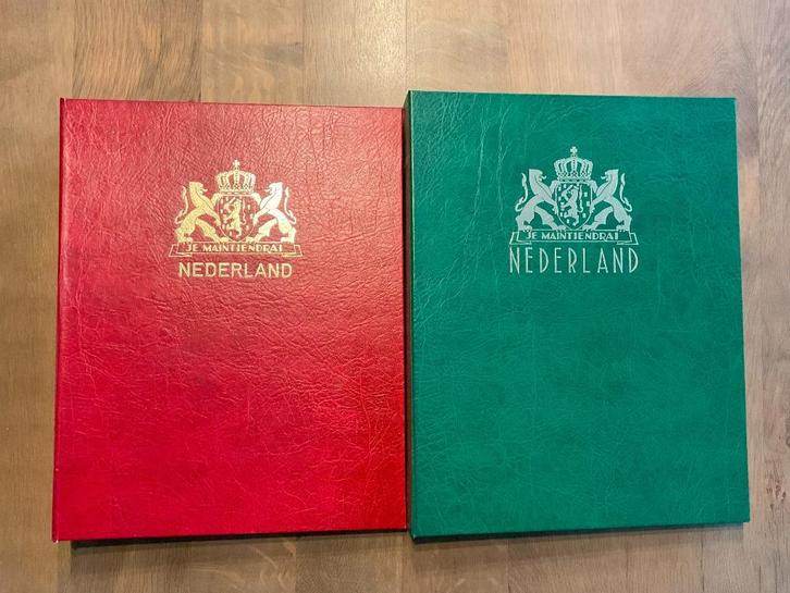 Importa album Nederland (rood en groen), Postzegels en Munten, Postzegels | Nederland, Ophalen of Verzenden
