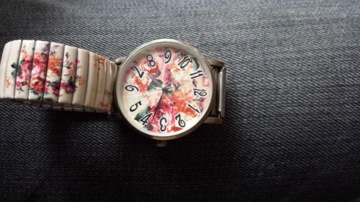horloge RETRO Rozen _flower power (opknapper) ook VERZENDEN, Verzamelen, Retro, Huis en Inrichting, Ophalen