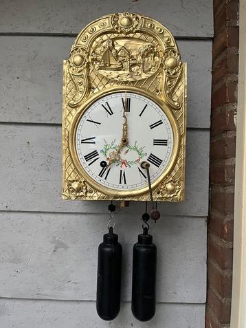 Oude comtoise, kast, uurwerk, gewichten en slinger beschikbaar voor biedingen