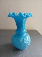 blauw vaasje opaline, Antiek en Kunst, Ophalen of Verzenden