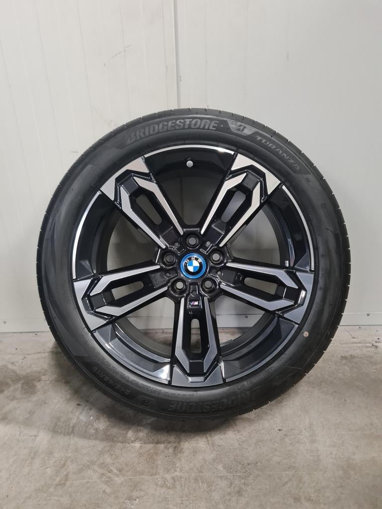 19' BMW X1 iX1 X2 iX2 Styling 871M met zomerbanden Nieuw, 19 inch, 245 mm, Banden en Velgen, Nieuw