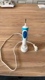 Braun elektrische tandenborstel, Ophalen, Zo goed als nieuw, Tandenborstel