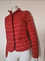 Moncler jacket | Moncler jas | Rode Moncler jas | Maat Small, Moncler, Ophalen of Verzenden, Zo goed als nieuw, Maat 36 (S)