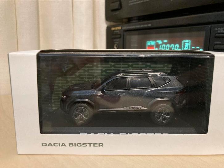 Dacia Bigster Concept van Ixo, Hobby en Vrije tijd, Modelauto's | 1:43, Zo goed als nieuw, Auto, Overige merken, Ophalen