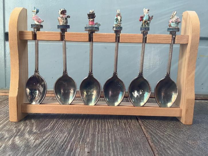 Beatrix Potter Lepeltjes - Set van 6, Antiek en Kunst, Antiek | Bestek, Ophalen of Verzenden