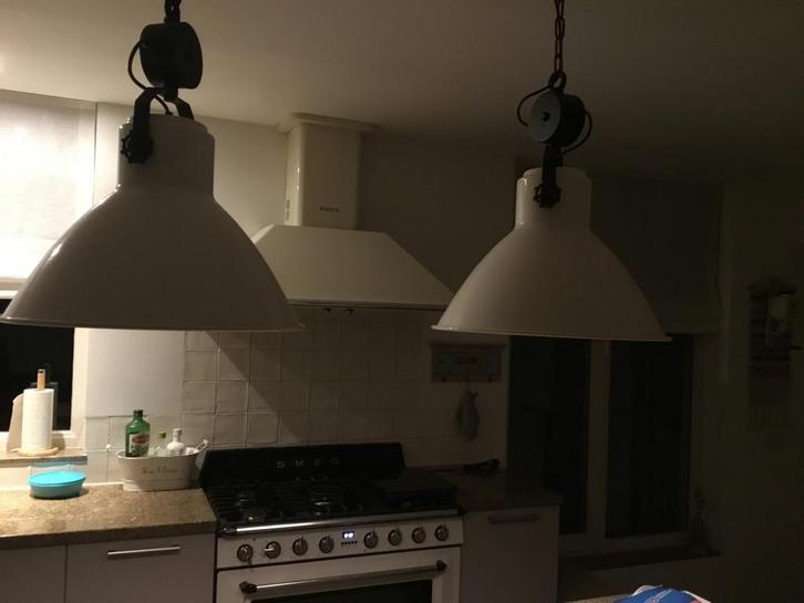 2 x Landelijke hanglampen, Huis en Inrichting, Lampen | Hanglampen, Zo goed als nieuw, 50 tot 75 cm, Metaal, Ophalen