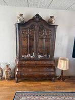 Antieke massief houten kast., Ophalen of Verzenden