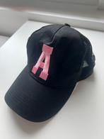 NIKKIE pet, Kleding | Dames, Hoeden en Petten, Ophalen of Verzenden, Zo goed als nieuw, One size fits all