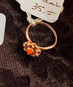 925 zilveren Bloedkoraal ring met Zeeuwsknopje zeeuws, Gebruikt, Ophalen of Verzenden, 17 tot 18, Met edelsteen